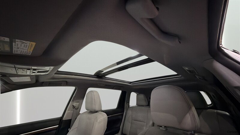 2016 Toyota Highlander Limited - Photo 32 - Mesa, AZ 85201