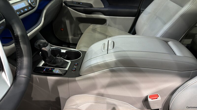 2016 Toyota Highlander Limited - Photo 26 - Mesa, AZ 85201