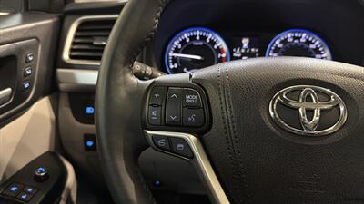 2016 Toyota Highlander Limited - Photo 27 - Mesa, AZ 85201
