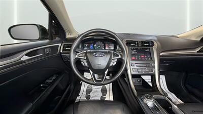 2018 Ford Fusion SE - Photo 16 - Mesa, AZ 85201