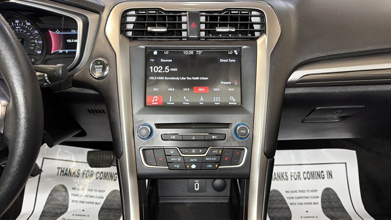 2018 Ford Fusion SE - Photo 15 - Mesa, AZ 85201