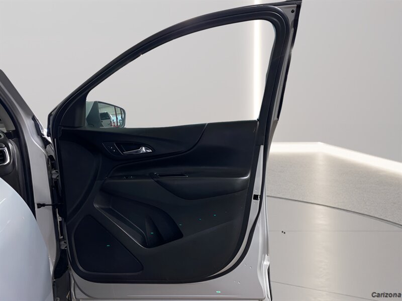 2020 Chevrolet Equinox LT - Photo 12 - Mesa, AZ 85201