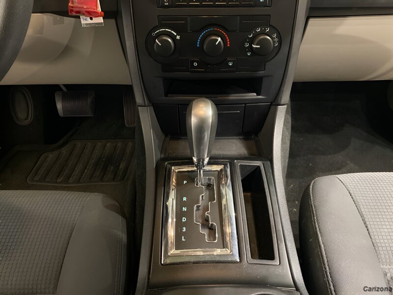 2007 Dodge Charger SE - Photo 17 - Mesa, AZ 85201