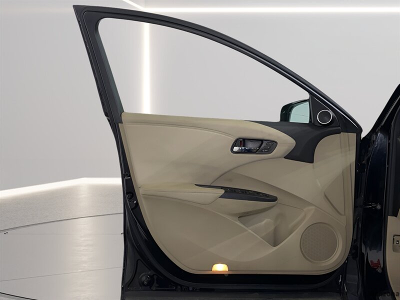 2014 Acura RDX w/Tech - Photo 9 - Mesa, AZ 85201