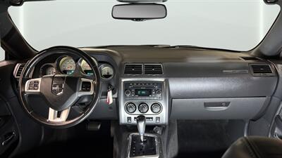 2011 Dodge Challenger SE   - Photo 14 - Mesa, AZ 85201
