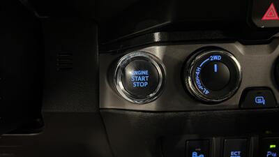 2019 Toyota Tacoma TRD Pro V6   - Photo 24 - Mesa, AZ 85201