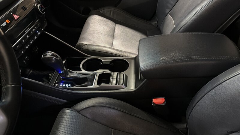 2017 Hyundai TUCSON Limited - Photo 26 - Mesa, AZ 85201