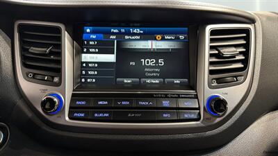 2017 Hyundai TUCSON Limited - Photo 25 - Mesa, AZ 85201