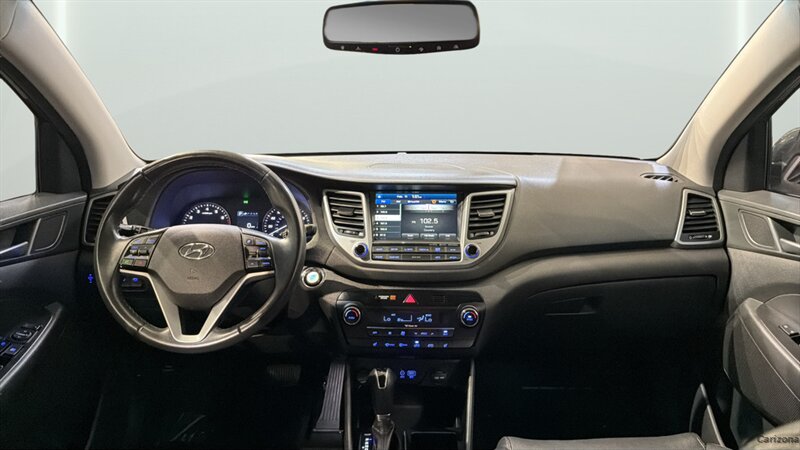 2017 Hyundai TUCSON Limited - Photo 14 - Mesa, AZ 85201