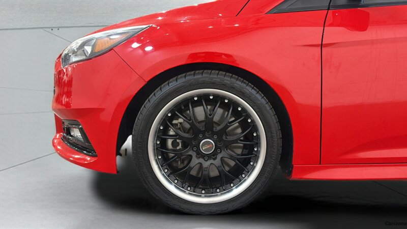 2016 Ford Focus ST - Photo 36 - Mesa, AZ 85201