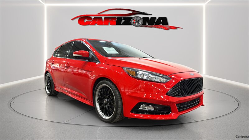 2016 Ford Focus ST   - Photo 1 - Mesa, AZ 85201