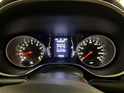 2019 Jeep Compass Latitude   - Photo 12 - Mesa, AZ 85201