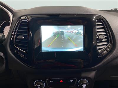 2019 Jeep Compass Latitude   - Photo 15 - Mesa, AZ 85201