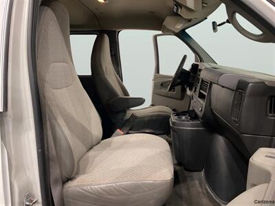 2012 Chevrolet Express LT Passenger   - Photo 10 - Mesa, AZ 85201