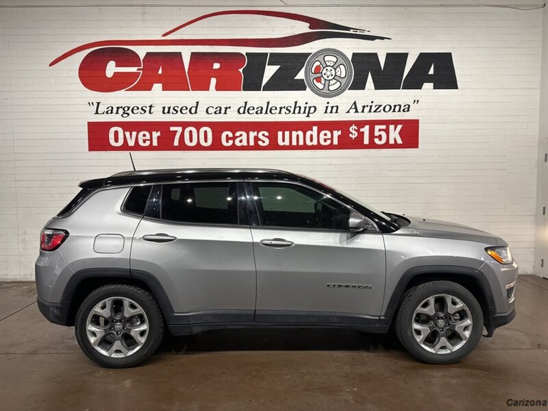 The 2019 Jeep Compass Limited photos