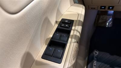 2013 Lexus ES   - Photo 19 - Mesa, AZ 85201