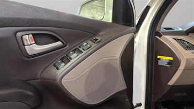 2013 Hyundai TUCSON Limited   - Photo 21 - Mesa, AZ 85201