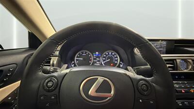 2014 Lexus IS 350   - Photo 30 - Mesa, AZ 85201