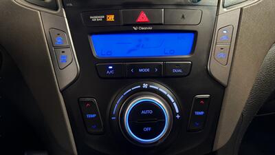 2013 Hyundai SANTA FE Sport 2.0L Turbo   - Photo 28 - Mesa, AZ 85201