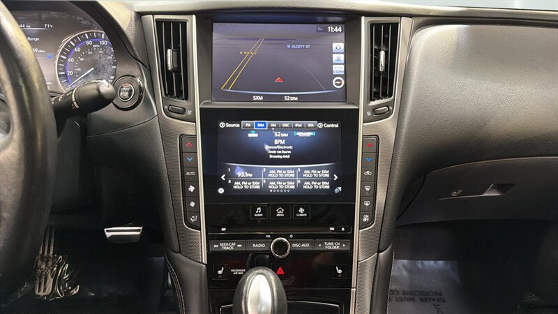 2017 INFINITI Q50 Red Sport 400 - Photo 15 - Mesa, AZ 85201