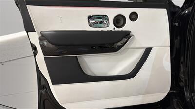 2022 Rolls-Royce Black Badge Cullinan   - Photo 21 - Mesa, AZ 85201