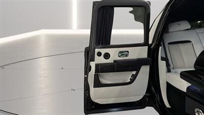 2022 Rolls-Royce Black Badge Cullinan   - Photo 46 - Mesa, AZ 85201