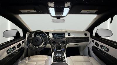 2022 Rolls-Royce Black Badge Cullinan   - Photo 31 - Mesa, AZ 85201