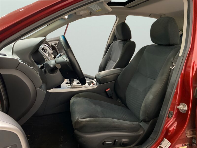 2015 Nissan Altima 2.5 SV - Photo 9 - Mesa, AZ 85201
