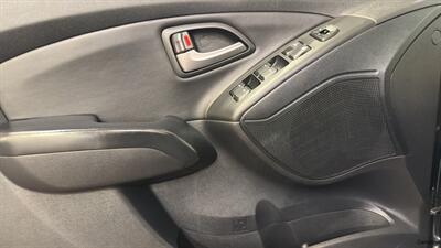 2014 Hyundai TUCSON Limited - Photo 21 - Mesa, AZ 85201
