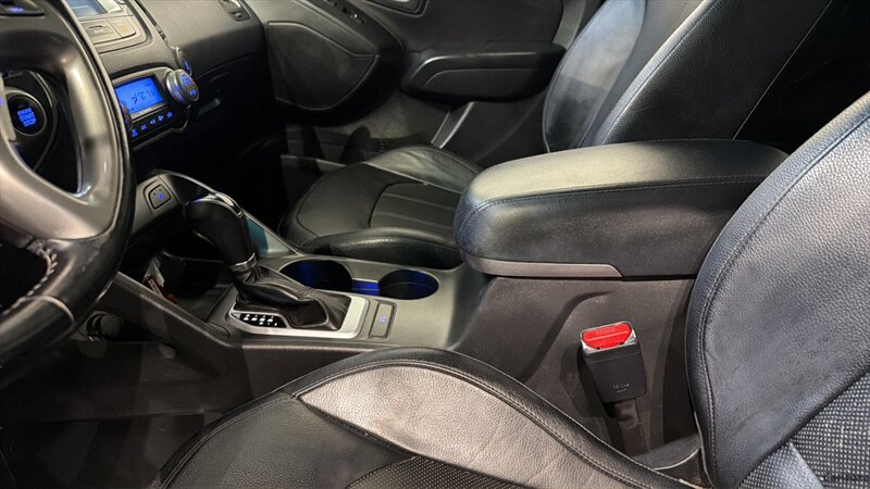 2014 Hyundai TUCSON Limited - Photo 26 - Mesa, AZ 85201