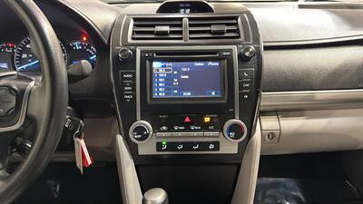 2014 Toyota Camry LE   - Photo 15 - Mesa, AZ 85201