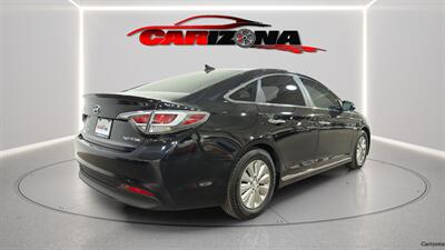 2017 Hyundai SONATA Hybrid SE   - Photo 8 - Mesa, AZ 85201