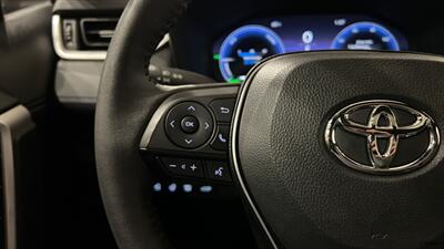 2023 Toyota RAV4 Hybrid XSE   - Photo 27 - Mesa, AZ 85201