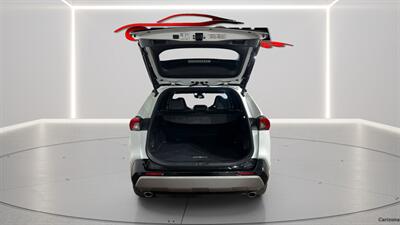 2023 Toyota RAV4 Hybrid XSE   - Photo 22 - Mesa, AZ 85201