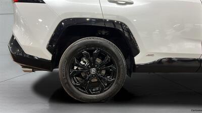 2023 Toyota RAV4 Hybrid XSE   - Photo 35 - Mesa, AZ 85201