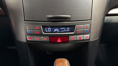 2014 Subaru Outback 2.5i Limited   - Photo 28 - Mesa, AZ 85201