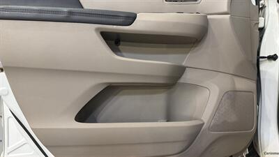 2016 Honda Odyssey SE   - Photo 21 - Mesa, AZ 85201