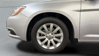 2012 Chrysler 200 Touring   - Photo 35 - Mesa, AZ 85201
