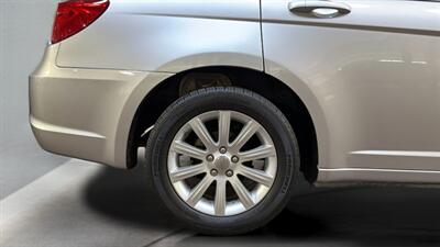 2012 Chrysler 200 Touring   - Photo 34 - Mesa, AZ 85201