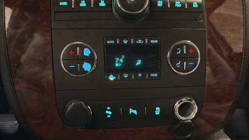 2012 Chevrolet Tahoe LT - Photo 28 - Mesa, AZ 85201