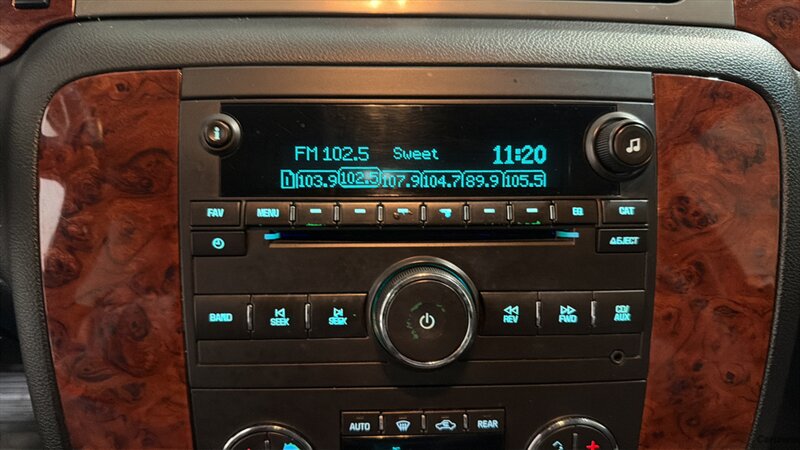 2012 Chevrolet Tahoe LT - Photo 25 - Mesa, AZ 85201