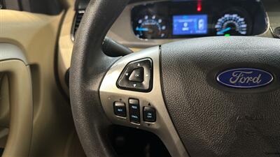 2017 Ford Taurus SE - Photo 27 - Mesa, AZ 85201
