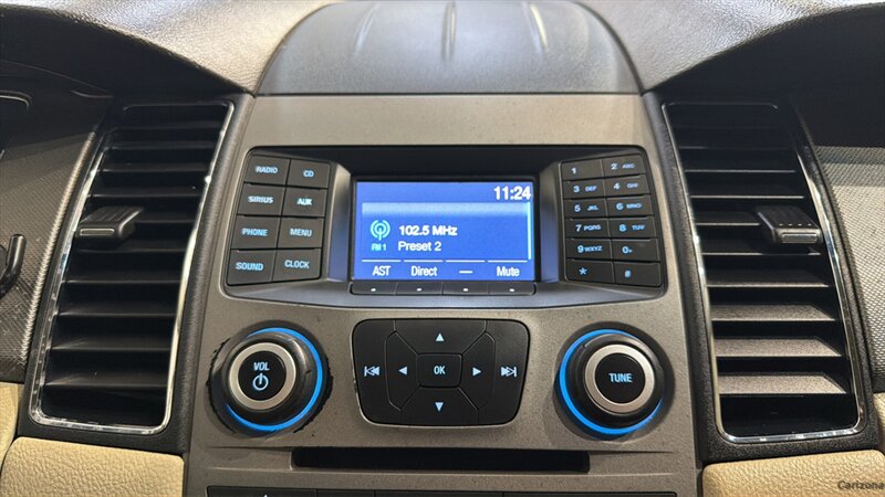 2017 Ford Taurus SE - Photo 25 - Mesa, AZ 85201