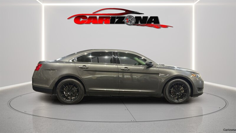 2017 Ford Taurus SE - Photo 12 - Mesa, AZ 85201