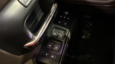 2015 Chevrolet Silverado 2500 LTZ   - Photo 19 - Mesa, AZ 85201