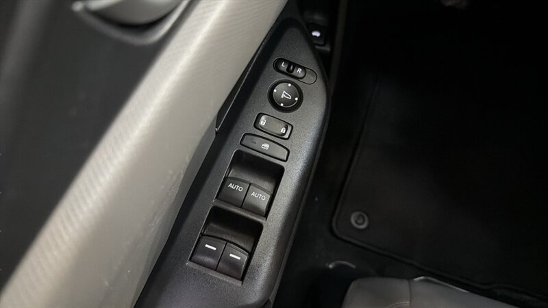 2018 Honda Civic LX - Photo 18 - Mesa, AZ 85201