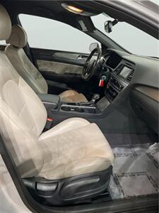 2017 Hyundai SONATA Sport 2.0T - Photo 8 - Mesa, AZ 85201