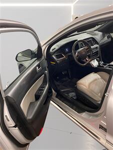 2017 Hyundai SONATA Sport 2.0T - Photo 14 - Mesa, AZ 85201