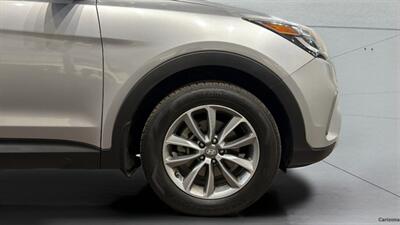 2017 Hyundai SANTA FE SE   - Photo 34 - Mesa, AZ 85201