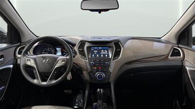 2017 Hyundai SANTA FE SE   - Photo 14 - Mesa, AZ 85201